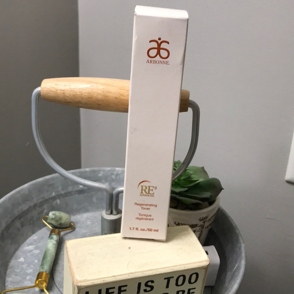 Arbonne RE9 Advanced Regenerating Toner NIB